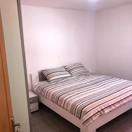 Apartman Apartman Davor *