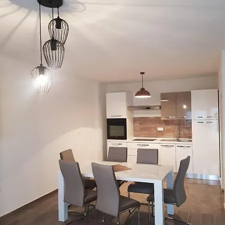 Apartman Davor