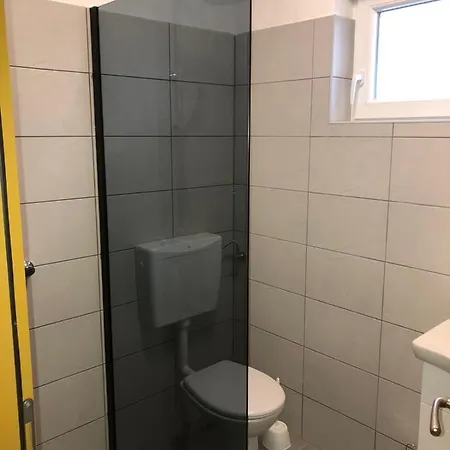 Davor Apartman