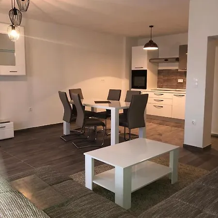 Apartman Davor